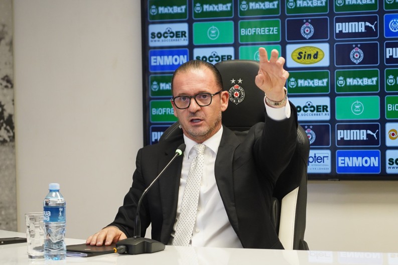 ŠTA SE DESILO U PARTIZANU? Savo poludeo zbog jednog poteza Peđe Mijatovića, sve je otkriveno