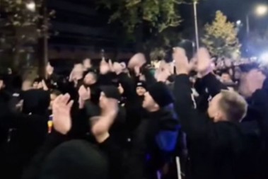 "KOSOVO JE SRBIJA" ODJEKUJE BUKUREŠTOM Snimak Ultrasa pre meča Rumunije sa tzv. Kosovom obilazi Evropu (VIDEO)