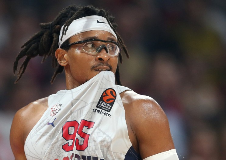 DA LI MONEKE NAJAVLJUJE ODLAZAK? Zanimljiva objava košarkaša Baskonije na društvenim mrežama