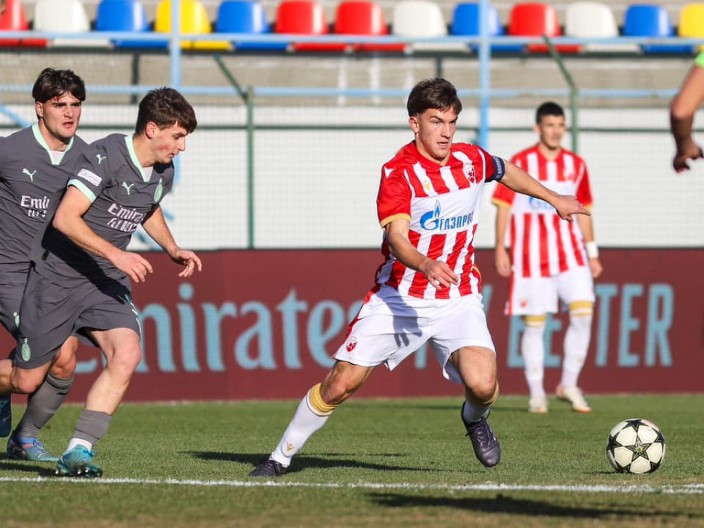 CRVENO-BELA RAPSODIJA Omladinci Zvezde razbili finalistu Lige šampiona, Milan na kolenima!