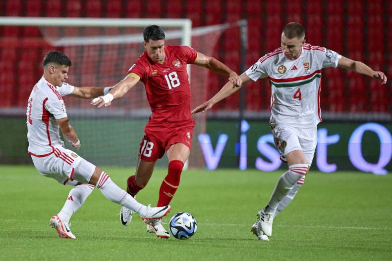 ROĐEN U SRBIJI, IZABRAO DRUGU NACIJU, A BRAT MU U PARTIZANU Reprezentativca Mađarske rođeni otac nazvao "problematičnim", prozvali ga novim Maldinijem, a sada je pred vratima Liverpula