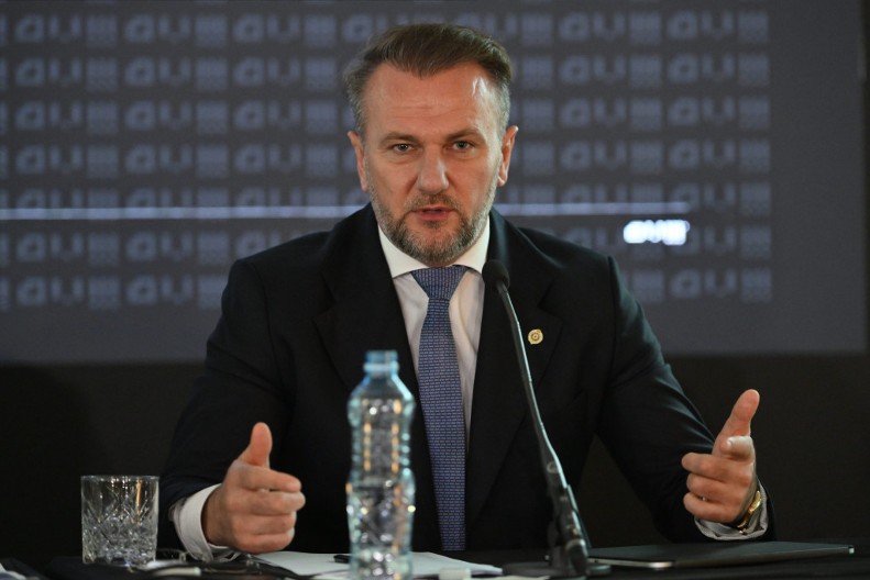 "NE DUGUJEMO VIŠE NIKOME NIŠTA" Ostoja Mijailović objavio lepe vesti za navijače Partizana