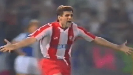 POPEO ZVEZDU NA EVROPSKI I SVETSKI TRON Duško Radinović - Zvezdin prvak iz Barija i Tokija, a danas radi kao nastavnik u Švedskoj