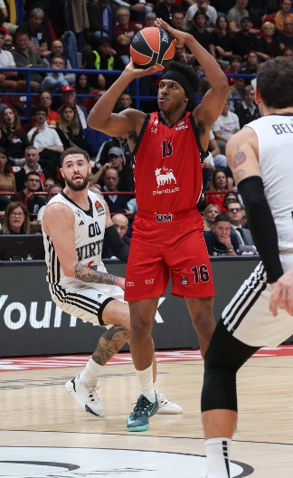 DOKTORSKA PARTIJA ZEKA LEDEJA Armanijeva šesta pobeda u nizu, pala i Barsa u Kataloniji