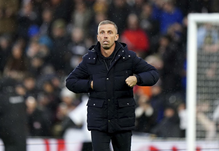 PALA I TREĆA TRENERSKA GLAVA U PREMIJER LIGI Vulverhempton uručio zahvalnicu O'Nilu