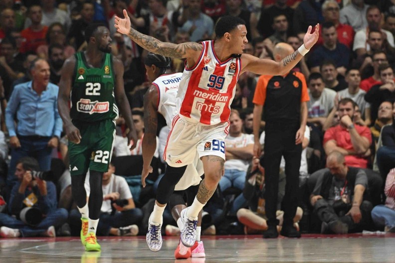 URNEBESNA SCENA Jago želeo da se osveži, a ono što je uradio Zvezdin ekonom je totalni hit (VIDEO)