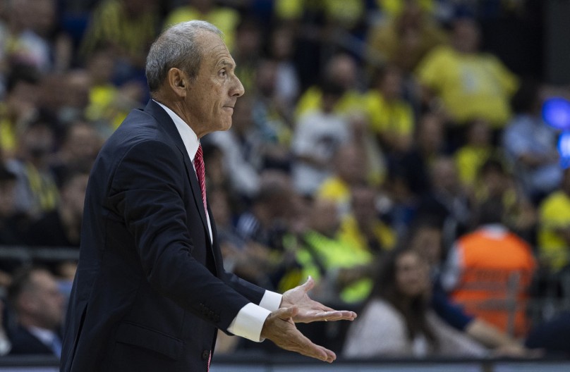 GOSPODSKI POTEZ MESINE Trener Armanija se oglasio zbog smrti navijača Partizana