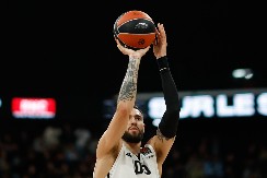 REŽIRAO IZNENAĐENJE, PA DOBIO LASKAVO PRIZNANJE Košarkaš Virtusa MVP kola