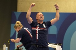 SRBIJA JE PONOSNA Damir Mikec osvojio zlato