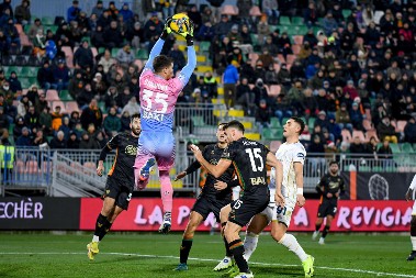 ČUDESNI FILIP STANKOVIĆ Srpski golman junak u pobedi Venecije