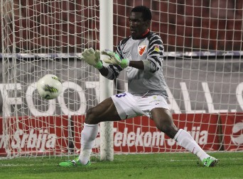 BIO JE MILJENIK "DELIJA", GLUMIO GOLMANA ZVEZDE, PA OTIŠAO U DINAMO IZ ZAGREBA! Gde je nestao najniži štoper kog je "Marakana" videla? (VIDEO)