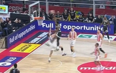 MONSTRUOZNO ZAKUCAVANJE TAJRIKA DŽONSA Pogledajte potez koji je šokirao sve u Areni (VIDEO)