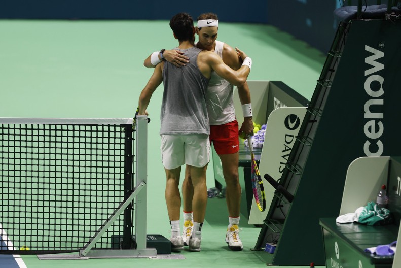 NAJEMOTIVNIJI DAN U RAFINOJ KARIJERI Nadal se rasplakao kao nikad pre, cela hala kliče njegovo ime (VIDEO)