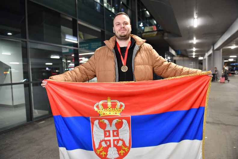 SRBIJA JE PRAVA ŠAHOVSKA VELESILA Evropski šampion za Alo! poručuje: To je plod dugogodišnjeg rada i ogromnog odricanja, Crna Gora je talična za srpski šah