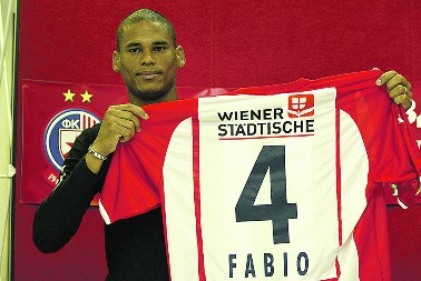 SIN BIVŠEG ZVEZDINOG IGRAČA DOBIO POZIV ZA KAMP FSS Brazilac živi u Srbiji, a njegov naslednik se takođe bavi fudbalom