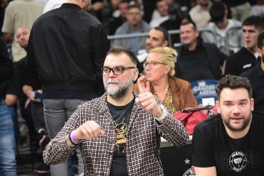 PRIVEDEN RATKO VARDA Razlog je nasilje u porodici