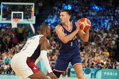 IZNENAĐENJE ZA PEŠIĆA Košarkaš Zvezde se priključio reprezentacije, biće u timu protiv Danske