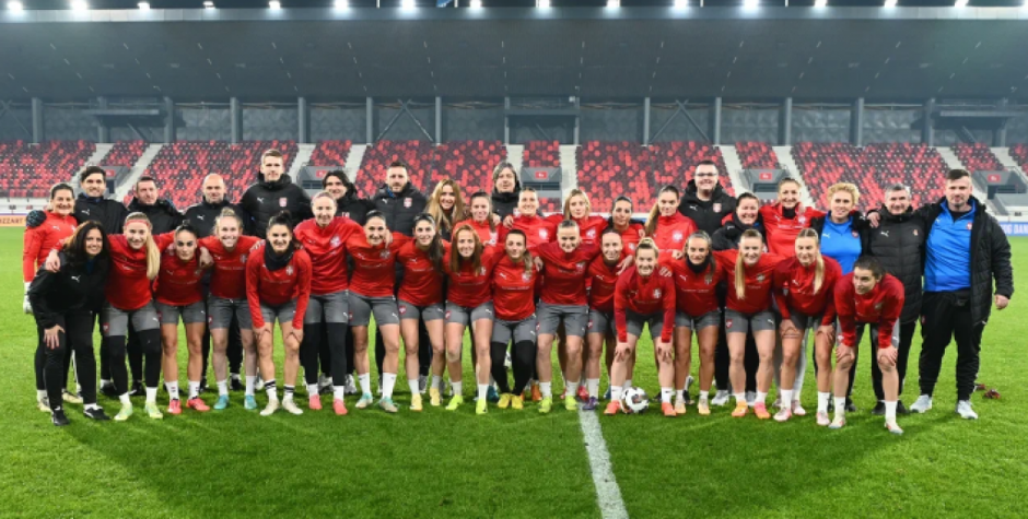 SRPSKI "OLD TRAFORD" Evo kako izgleda stadion Dubočica u Leskovcu gde naše devojke igraju istorijski meč (VIDEO)