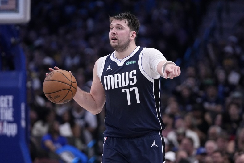 LUKA NA ŠTAKAMA Baš loše vesti za Dončića