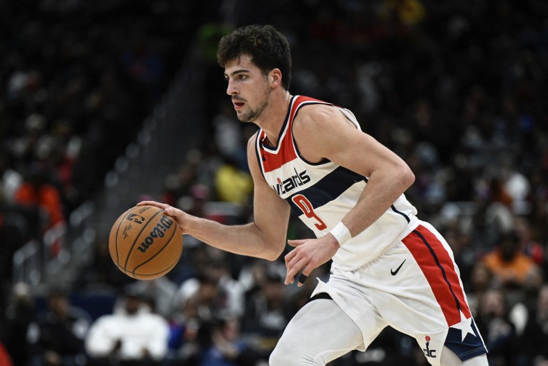 GDE STE POŠLI? Sin Zvezdine legende poslao Lebrona "po burek" (VIDEO)