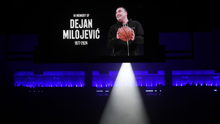 SRCE DA STANE Otkriven fantastičan mural Dejanu Milojeviću (VIDEO)