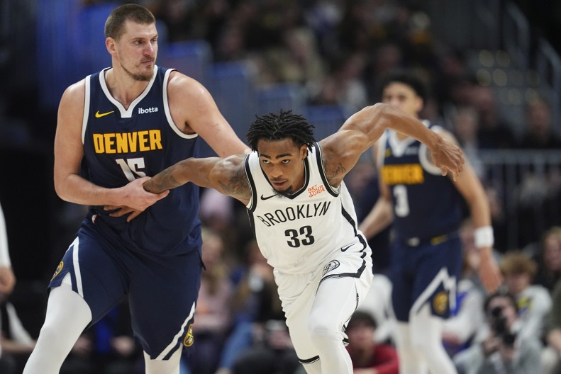 "LJUDI, PRISUSTVUJETE ISTORIJI" Trener Denvera u neverici nakon Jokićeve monstruozne partije (VIDEO)