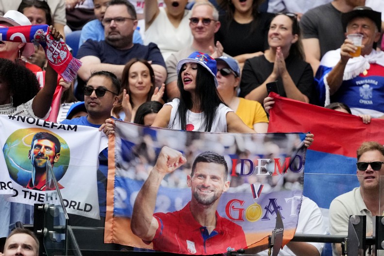 UŽIČKO KOLO USRED MELBURNA Vijori se trobojka posle pobeda srpskih tenisera (VIDEO)