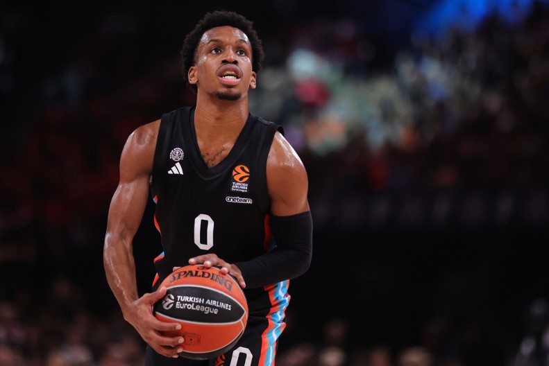 VRATILI SE U FORMU Košarkaši Pariza ubedljivo savladali Makabi