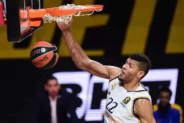 UMUKNI I BUDI ISKREN Tavares brutalno isprozivao trenera Olimpijakosa