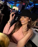 NAJLEPŠA KAUBOJKA Brazilka ponovo igra odbojku, Amerima padaju vilice od njene zadnjice