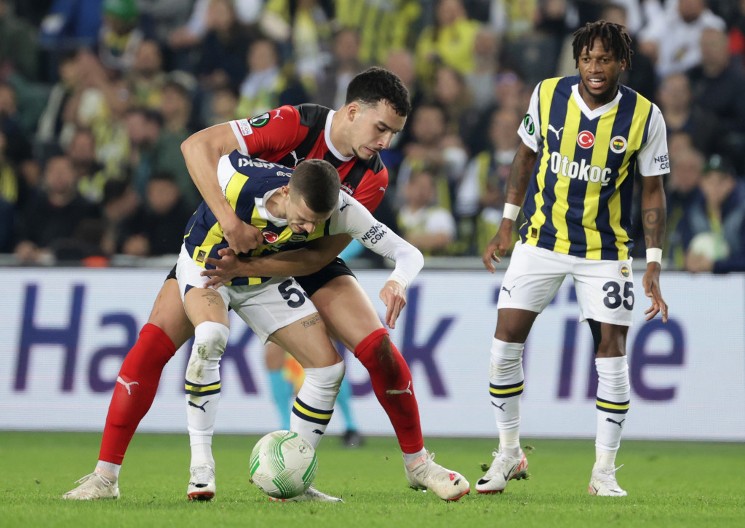 ZVEZDA REAGOVALA Štoper stiže na "Marakanu"