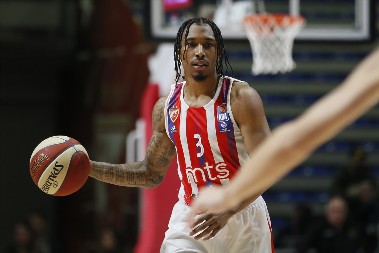 NA VREME JE UVIDEO DA EVROPA NIJE ZA NJEGA Nekadašnji košarkaš Zvezde ubacio 43 poena i postavio rekord