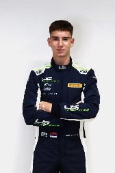 SRPSKO ČUDO OD DETETA Mladi Andrija Kostić potpisao za Šumaherov tim u Formuli 4!