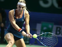 SLAVNA TENISERKA ŠOKIRALA SVE Skinula haljinu pred kamerama, pa napravila totalni haos u emisiji (VIDEO)