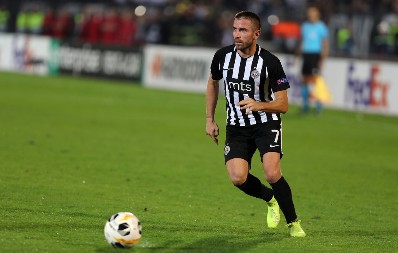 BAMBI SE VRATIO Zoran Tošić potpisao novi ugovor