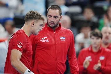 NEŠTO JE TRULO U DRŽAVI DANSKOJ, TO NEŠTO JE SRPSKI TENIS Viktor Troicki u šoku posle košmarnog dana za "orlove"