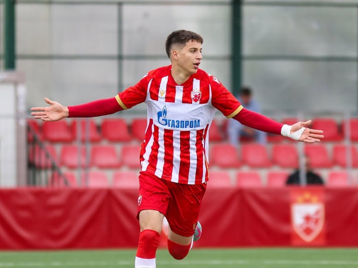 STOPAMA MAKSIMOVIĆA I KOSTOVA Zvezda protiv Mladosti lansira novog bisera