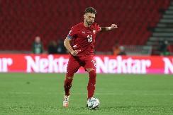 JOŠ JEDAN GIGANT UŠAO U TRKU ZA ERAKOVIĆA Zvezda nije izgubila sve šanse da vrati štopera na Marakanu