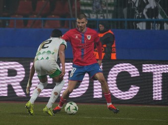 LUDNICA U BANJALUCI U regionalnom derbiju promašen penal u 86. i pobeda moćnog Borca u 91. minutu!
