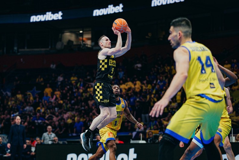 SRUŠIO BARSELONU, PA OTKRIVENA NEVEROVATNA PRIČA Partizan letos zvao plejmejkera od 41 leta