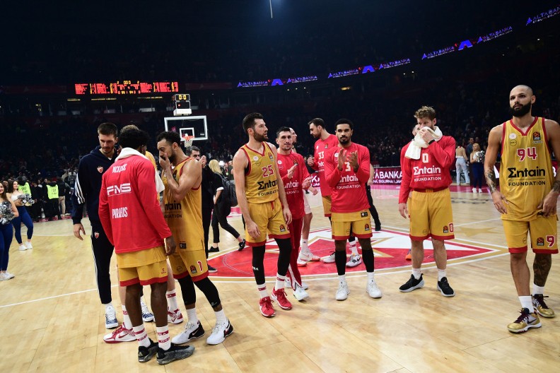 OLIMPIJAKOS SE POHVALIO Rasprodata hala 20 dana pre dolaska Partizana