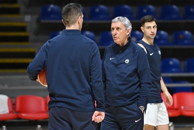 PEŠIĆ DONEO LOŠE VESTI NAVIJAČIMA PARTIZANA Pokuševski se povredio na Kupu Koraća, selektor otkrio detalje