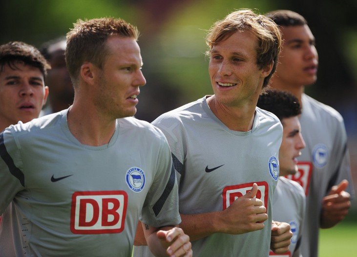 LJUBAVNE DRAME POZNATIH Partnerke su završile u naručjima, ali i krevetima, Mihaela Balaka i Mesuta Ozila dok je Kristijan patio