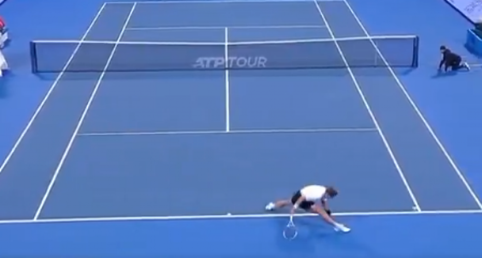 HRABRO SRCE Ovako se povredio Hamad, previjao se od bolova, a onda isprašio nadmenog Grka