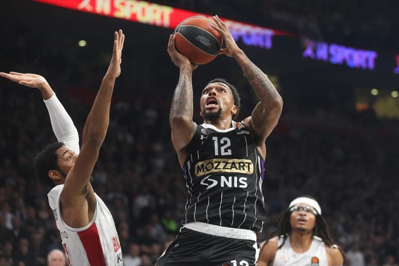 Košarkaši Partizana pobedili Baskoniju u Evroligi