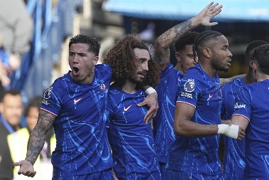 PALMER PREKINUO BRILJANTAN NIZ Čelsi se mučio sa fenjerašem, Kukurelja vadio kestenje iz vatre