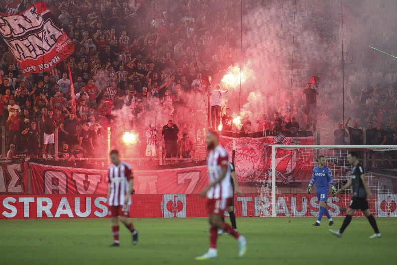 ČESTITKA ZA VEK POSTOJANJA Zvezda bratskom klubu poželela srećan stoti rođendan