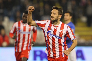 TAJ MOMENAT NIKADA NEĆU ZABORAVITI Miloš Ninković je bio deo tima koji je vratio titulu na "Marakanu", a sada je poslao moćnu poruku "delijama" pred proslavu 80. rođendana