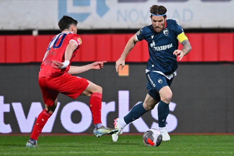 OSAM GOLOVA I POBEDA ZVEZDE U UTAKMICI SEZONE Preokret, majstorije, crveni karton za potpunu ludnicu na "Karađorđu"