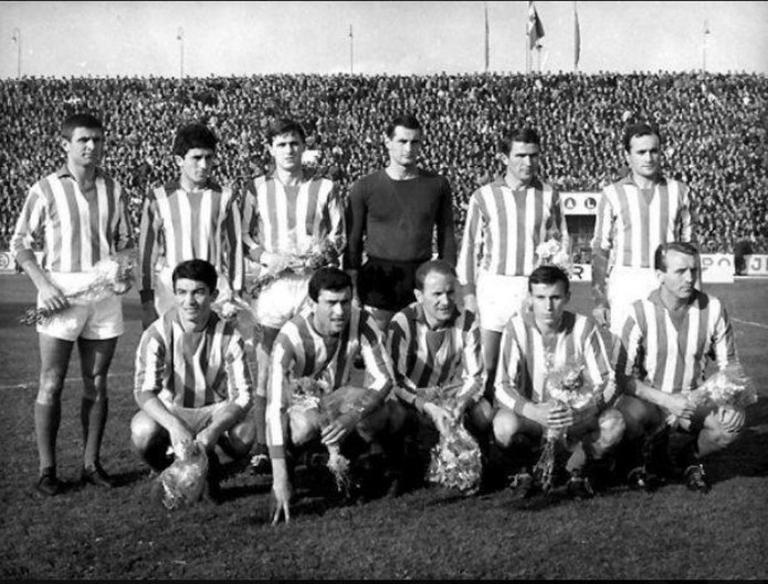 LEGENDA CRVENE ZVEZDE - BESMRTNI DURE Život jednog od najboljih svih vremena sa ovih prostora prekinuo je pucnjem iz pištolja pijani policajac